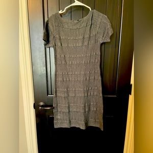 Alex Marie size M, perfect for fall dress, light sweater material